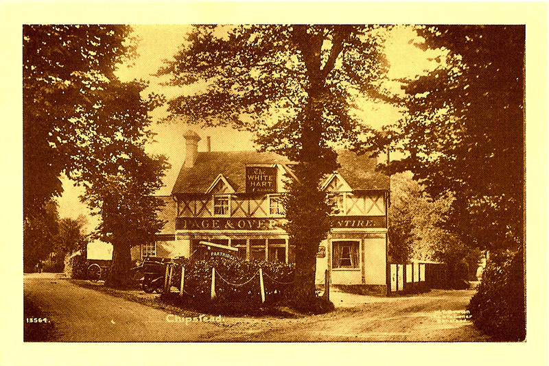 The ‘White Hart’ public house on High Road, circa 1910